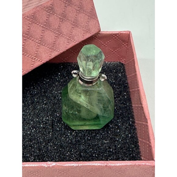 Decorative Green Glass Perfume Bottle with Stopper Original Pink Box Collectible - Picture 3 of 7